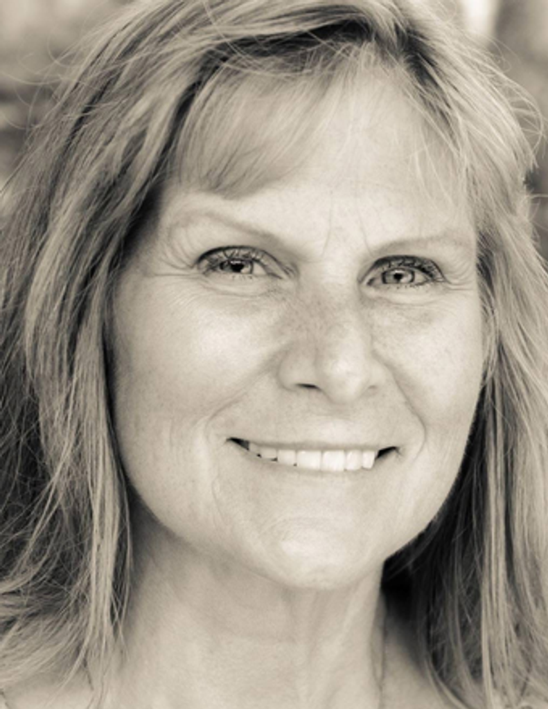 Deborah "Debbie" Lee Bedinger