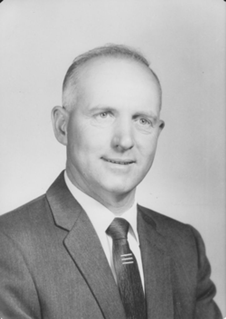 Earl Maurer