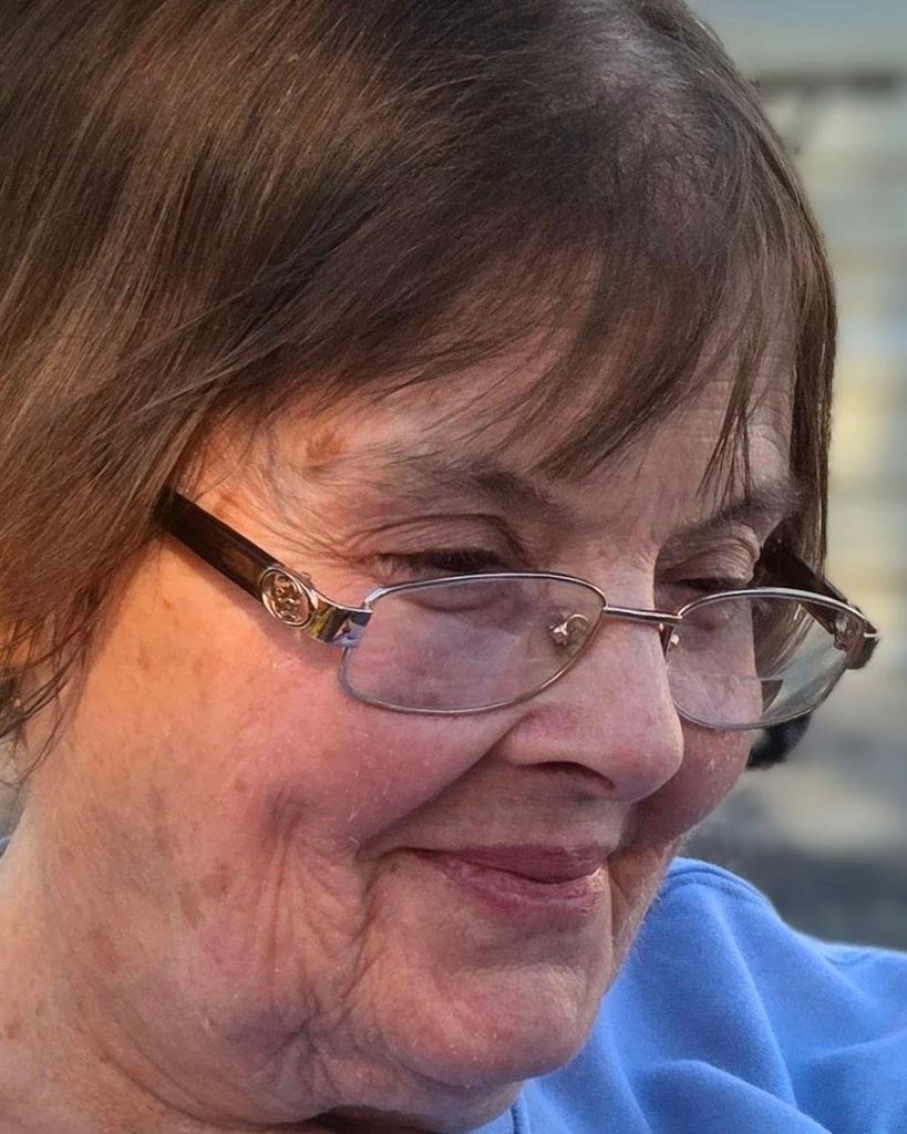 Dana "Robin" Russell Profile Photo