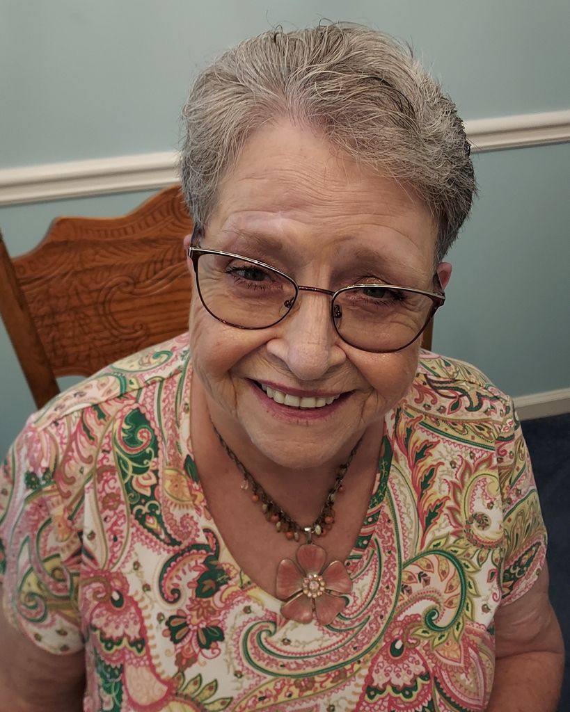Lynn Ardythe Lamp Profile Photo