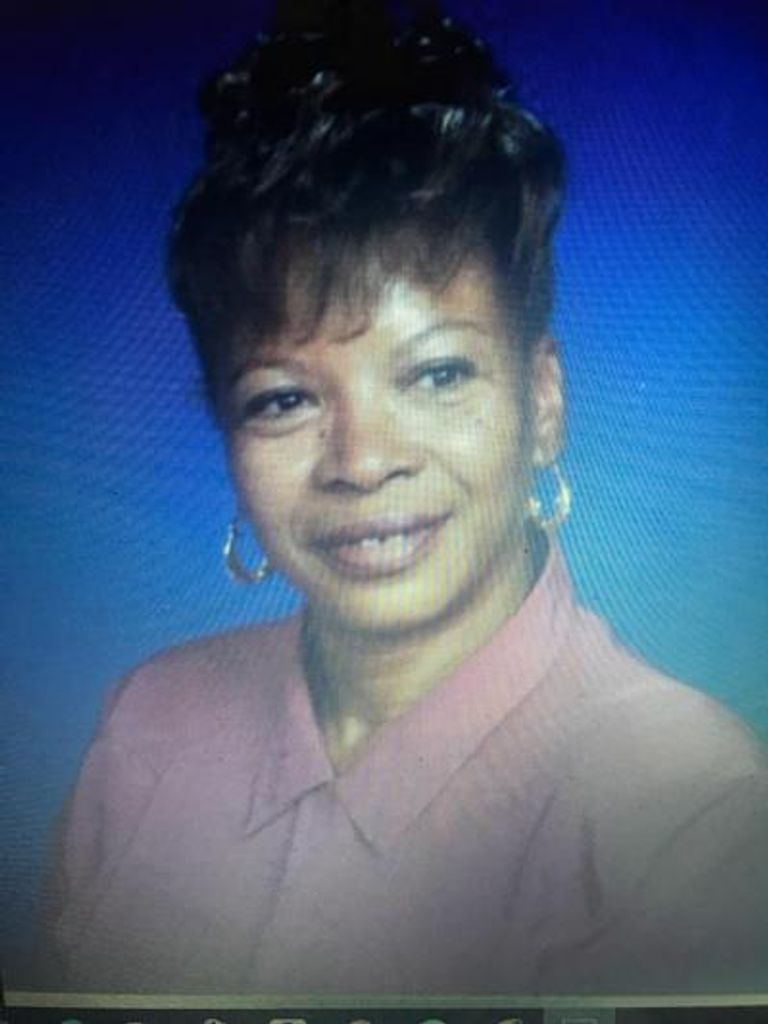Ms. Erma Moore Profile Photo