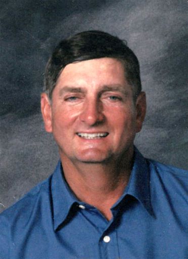 Paul Keller photo gallery thumbnail 24 of 61