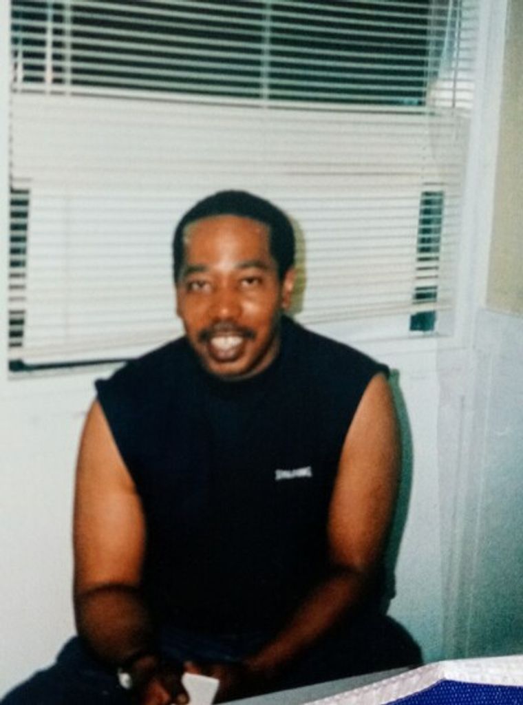 Kevin J Washington Profile Photo