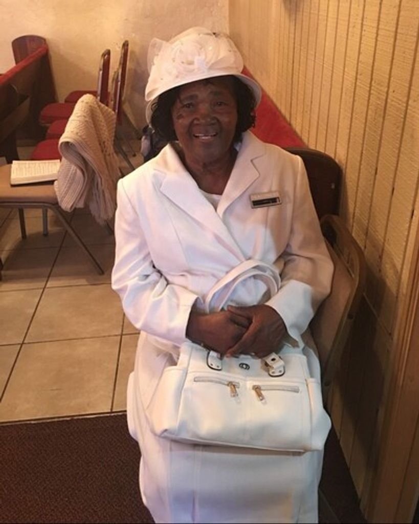 Ms. Withel Clarke Profile Photo
