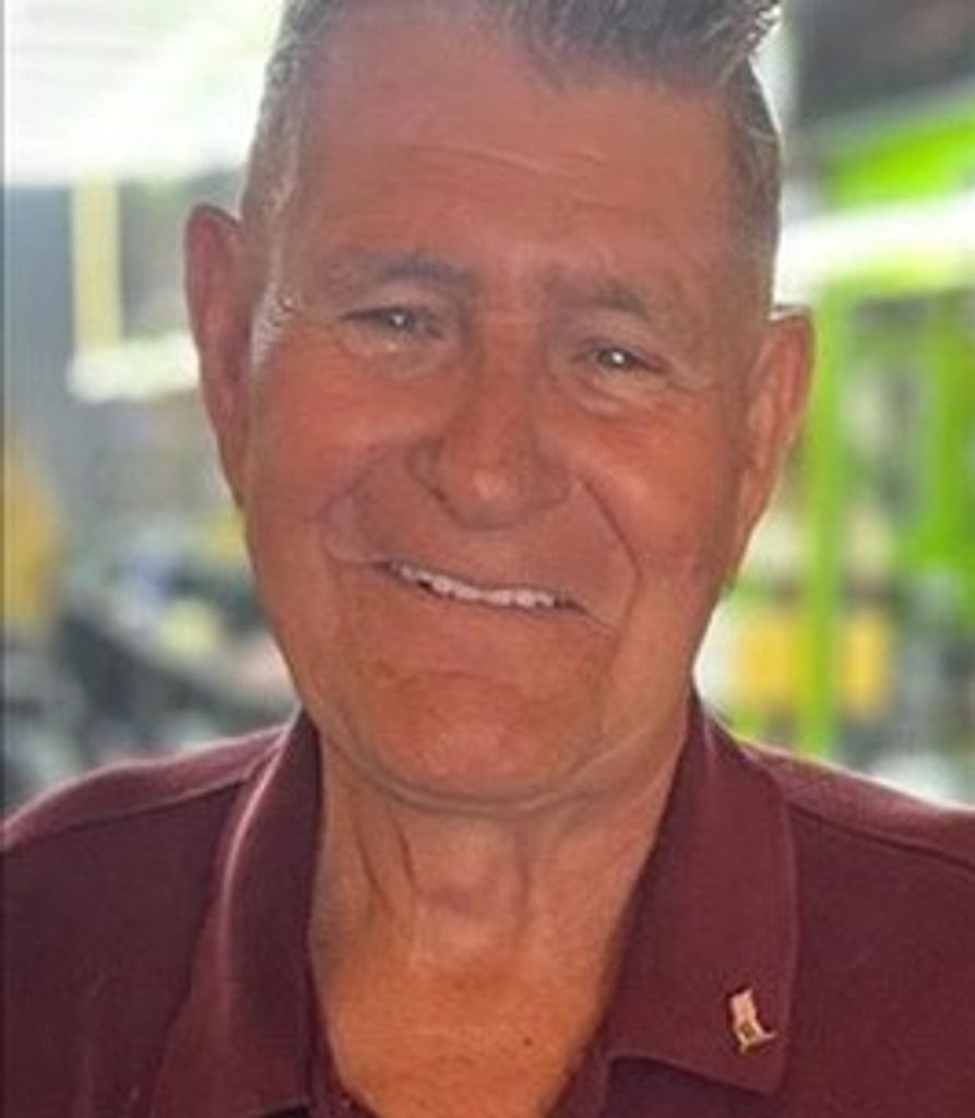 Charles Oliver Profile Photo