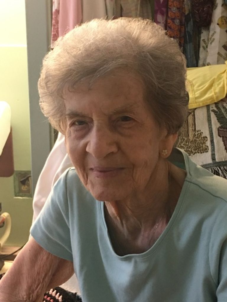 Hazel Holmes Profile Photo