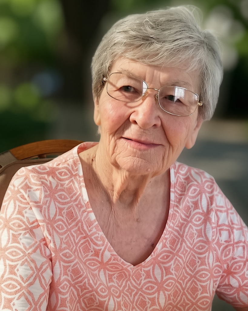 Juanita Larsen Profile Photo