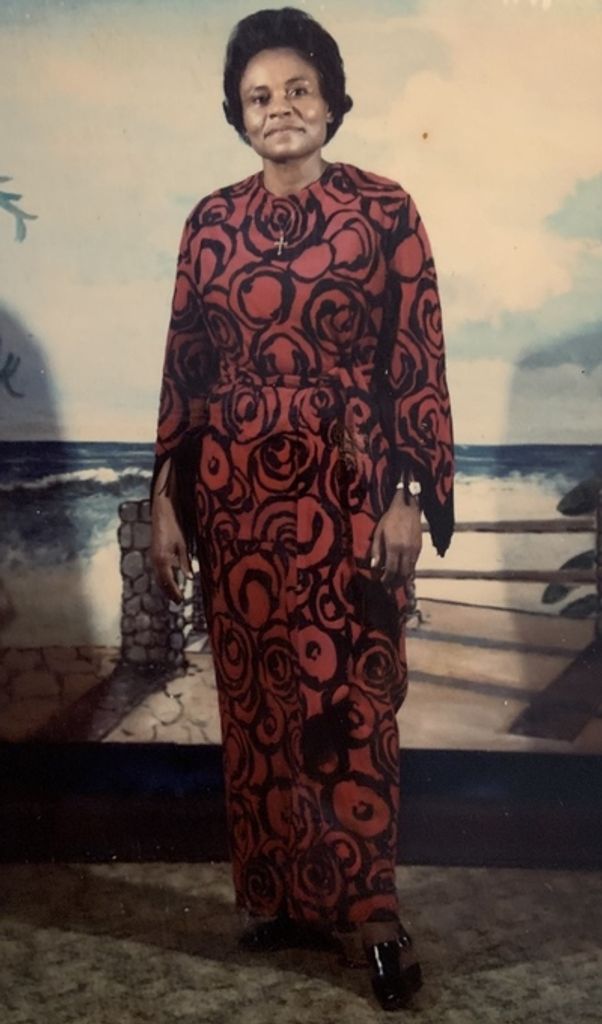 Dr. Louise Murray