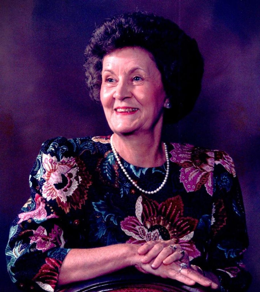Faye Dukes Profile Photo