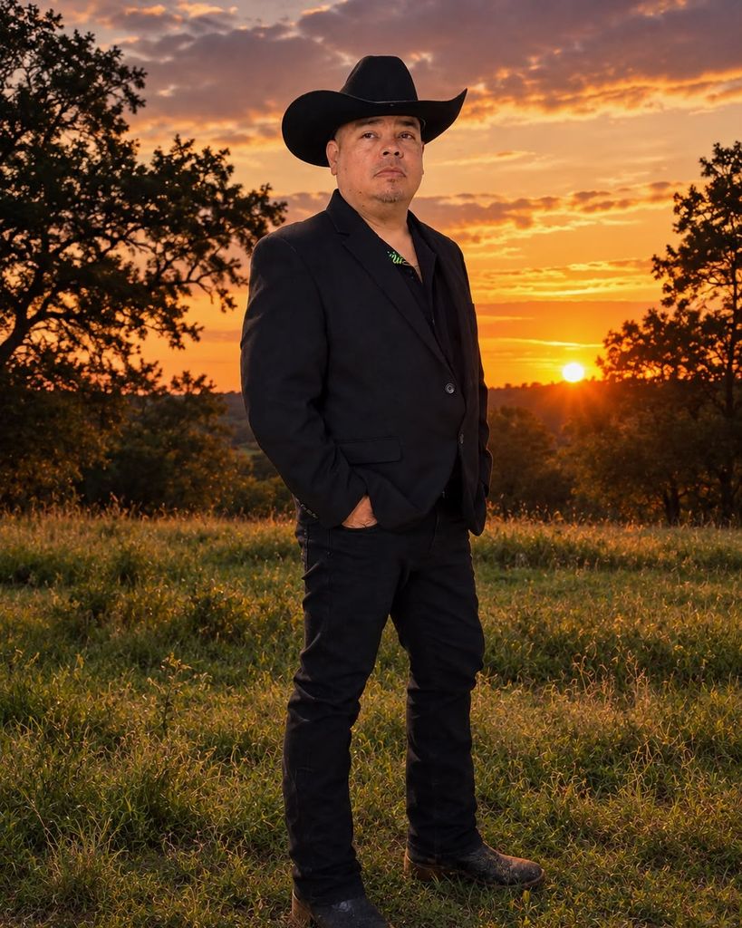 Oscar Julian Martinez Jr. Profile Photo