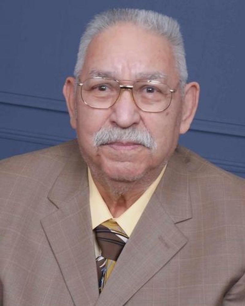 Marcos Sandoval Davila Profile Photo