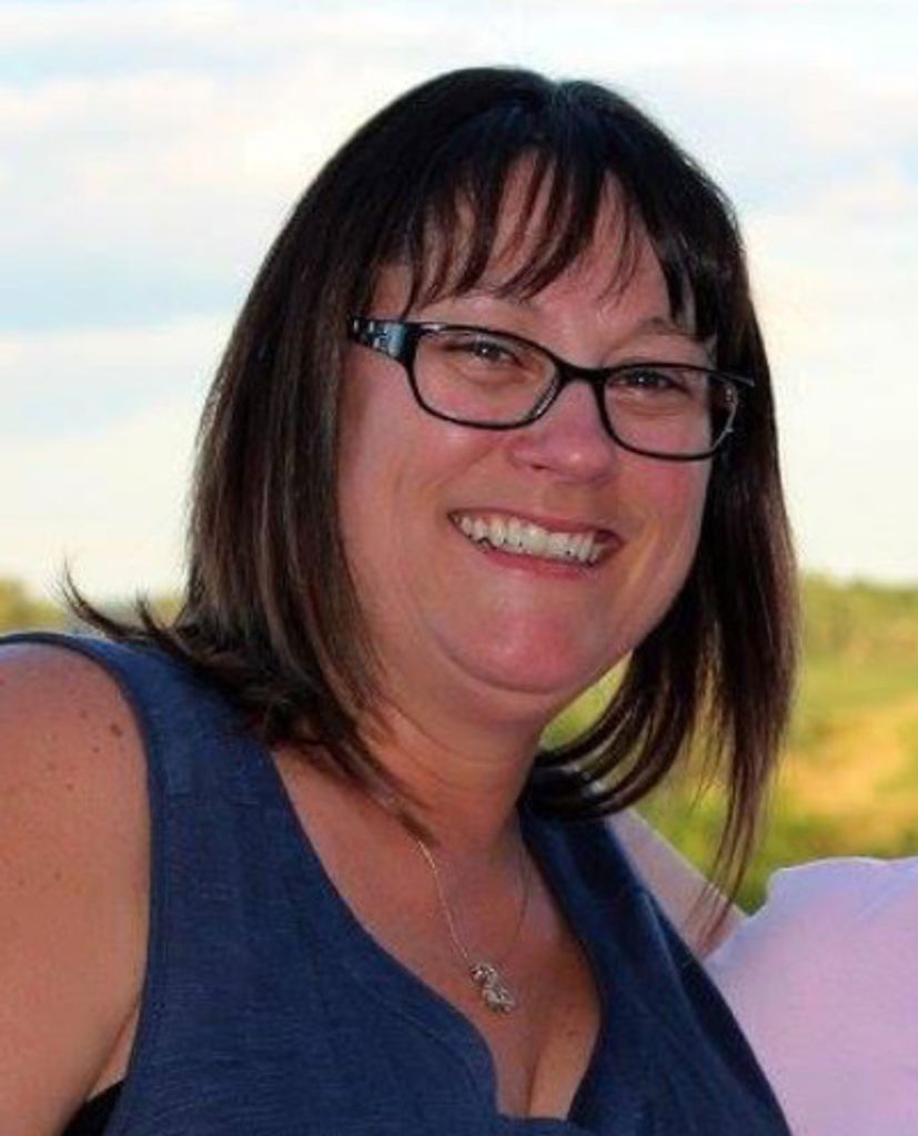 Tina Lee Bush Profile Photo