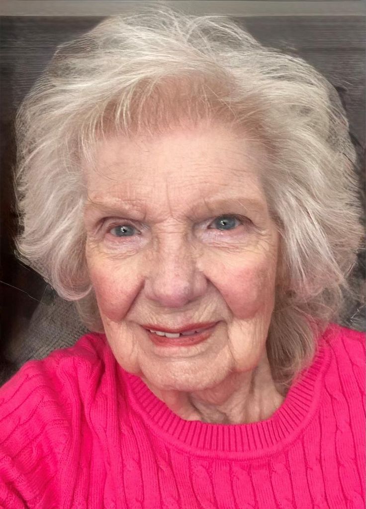 Emelia Fontana Hughes Profile Photo