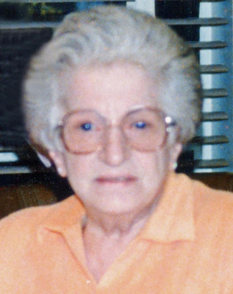 Dorothy M Gidcumb