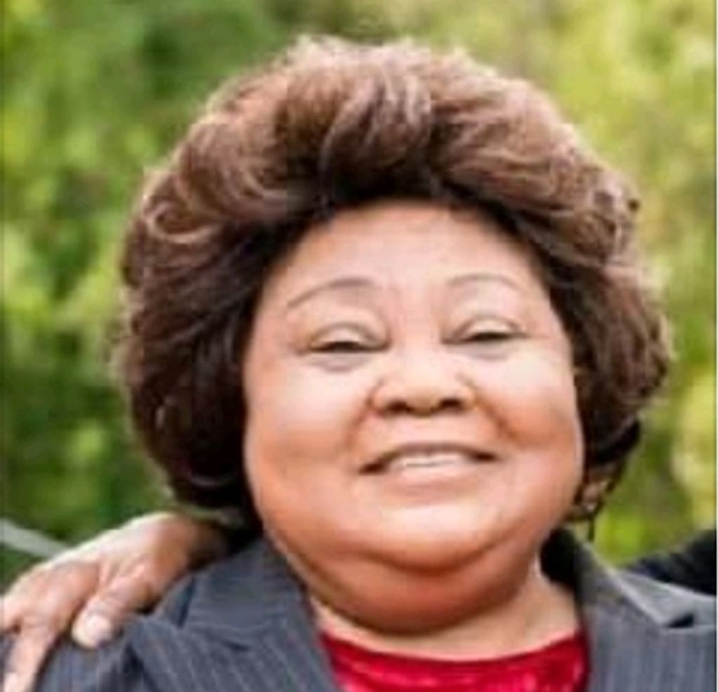 Elizabeth Hart-Gray Profile Photo