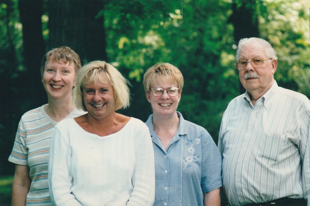 Linda Andrews