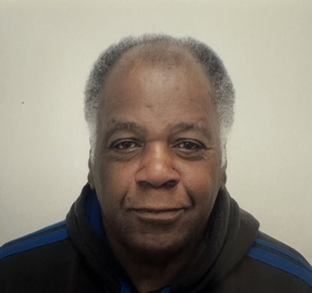 Leon Lee James Profile Photo