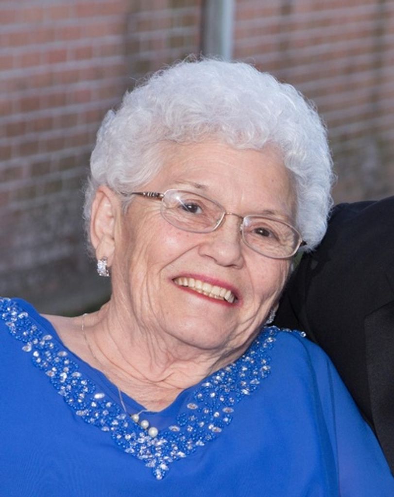 Theresa Benoit Profile Photo