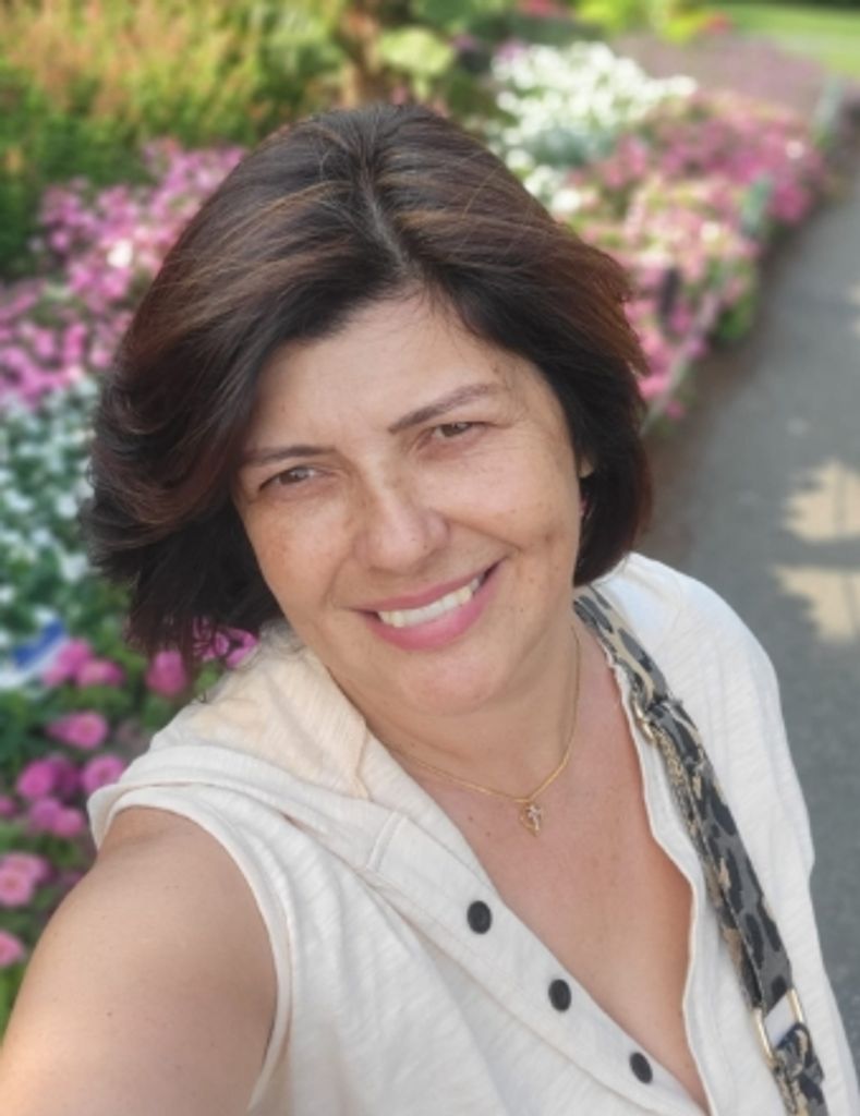 Luciane Mitidieri Araujo