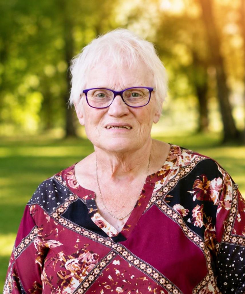 Sandra J. Yochum