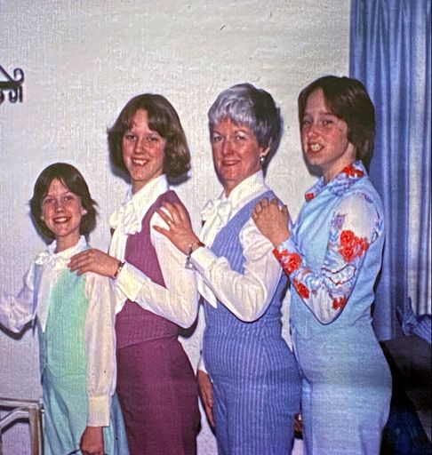 Margaret "Peggy" McElvoy photo gallery thumbnail 16 of 185