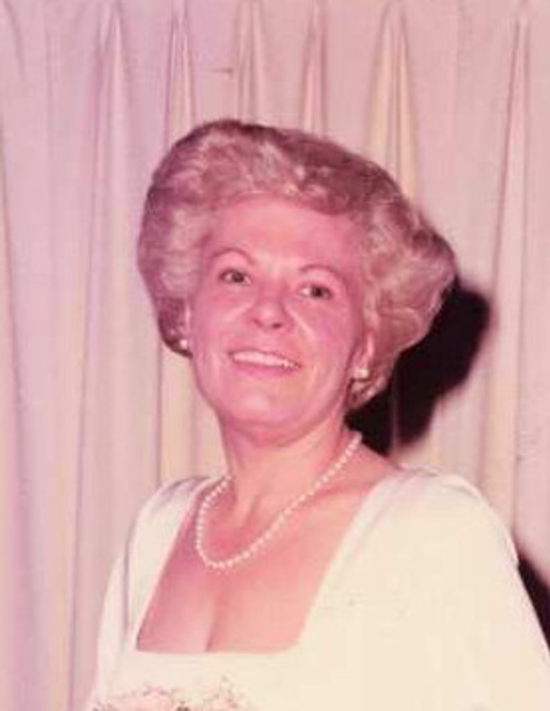 Frances (Young)  Meredith Profile Photo