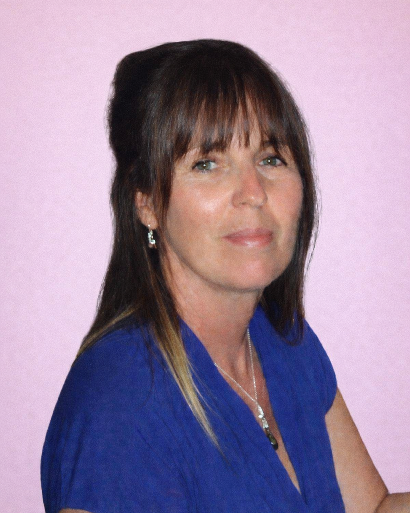 Dayna Elaine Howlett