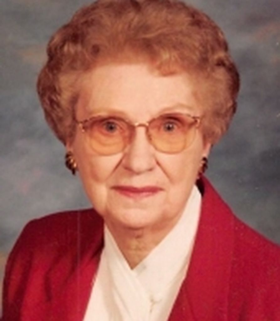 Garnet Louage Profile Photo