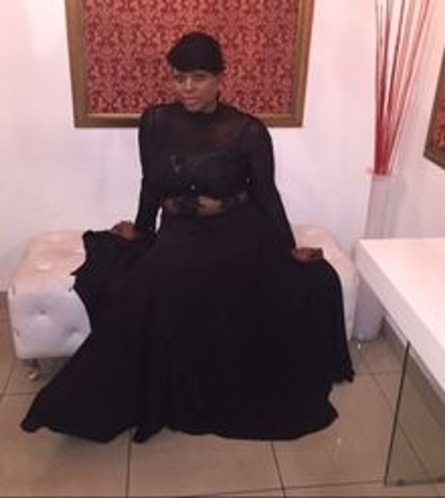 Ms Latoya Dean