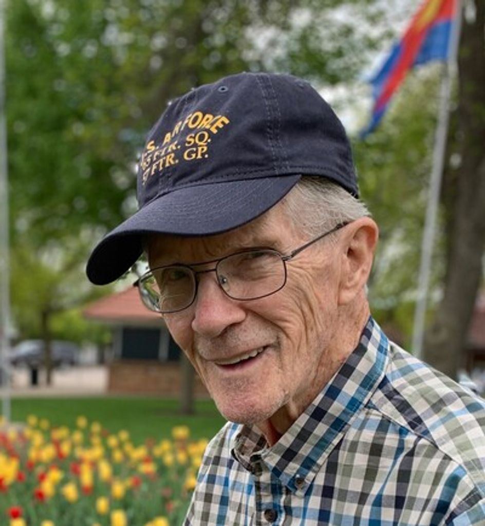 Gerald Lorenz Profile Photo