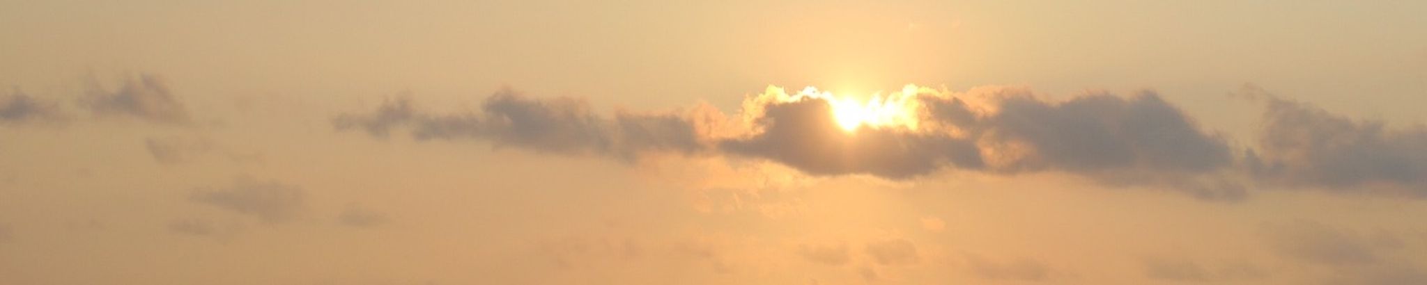 Cover for Cdr. Richard J. Wade, Jr. USN (ret.)'s Obituary