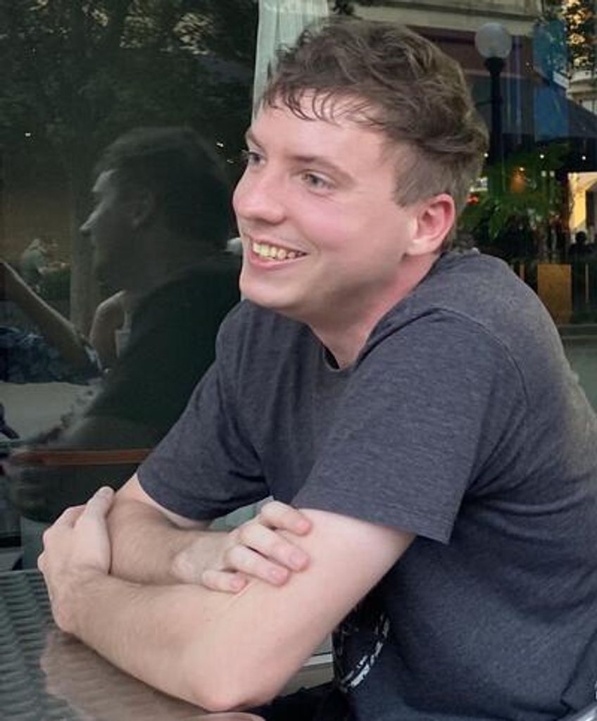 Justin Bradley Young Profile Photo