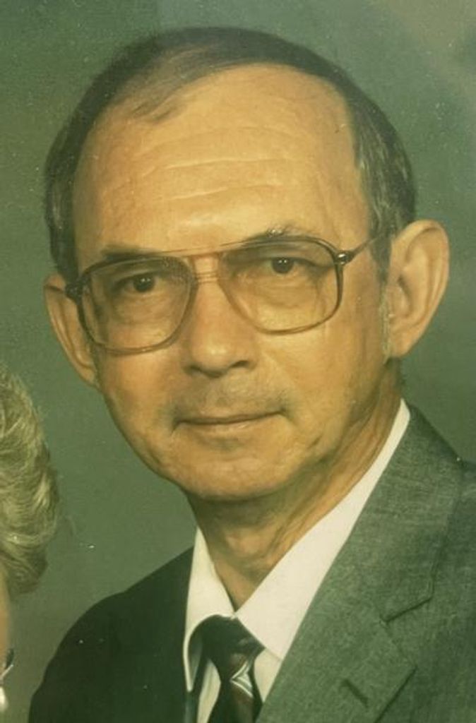 Robert E. Mazurik Profile Photo
