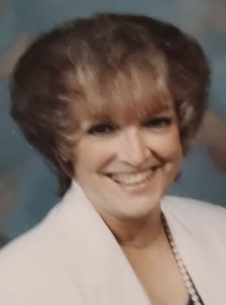 Dolores J. "Dee" (Silva)  Polichena