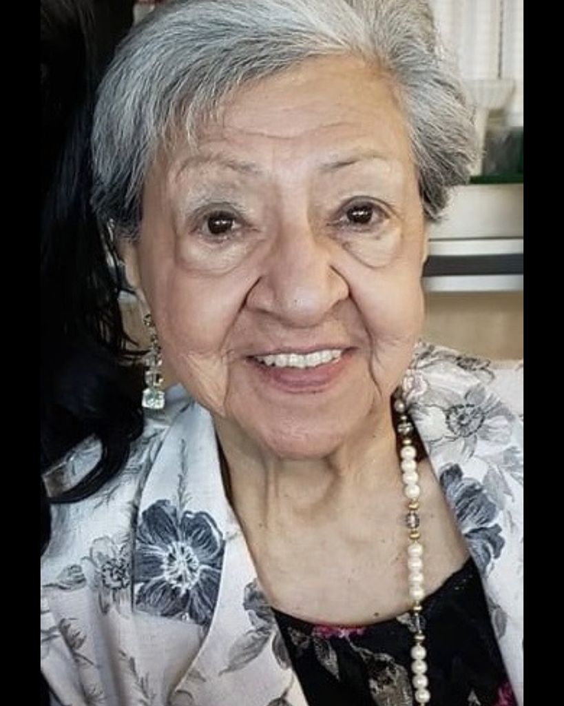Flora Ortega Profile Photo