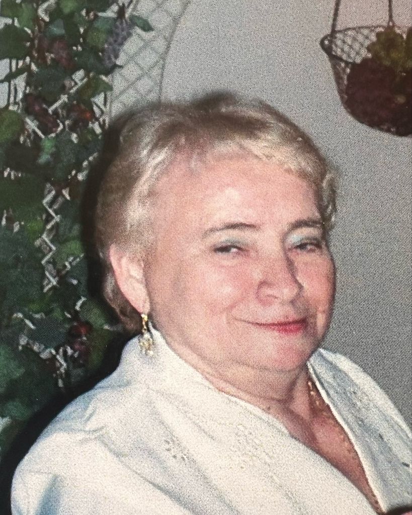 Maria Balazs Profile Photo