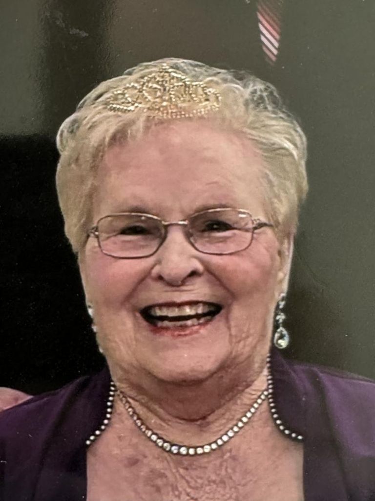 Betty Jo Vansandt Profile Photo