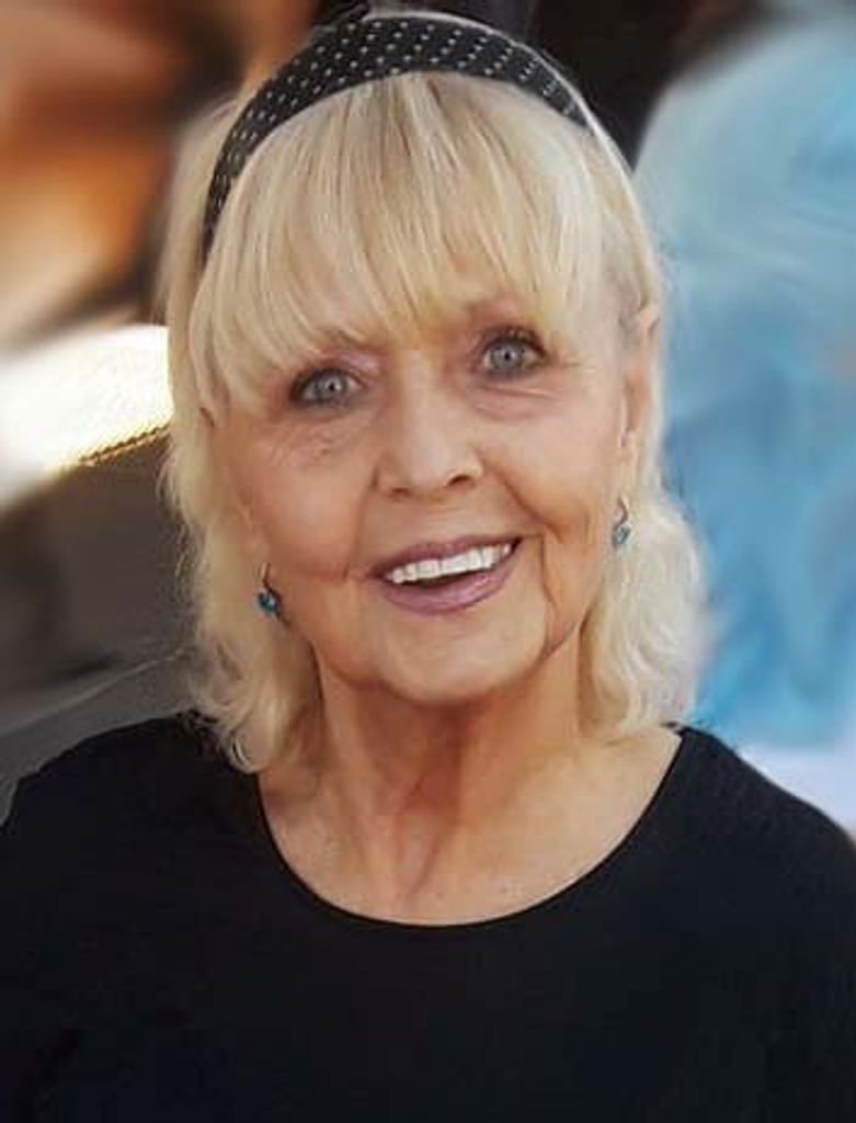 Dianne Lynn (Opdenhoff)  Hill