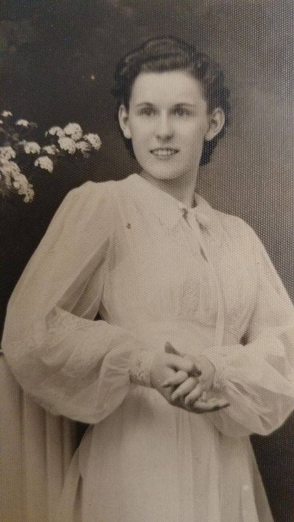 Henrietta C. Ramaika (Nee Olshefski)