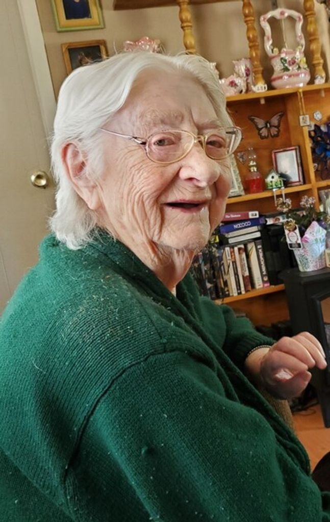 Beatrice "Betty" Pearl White Profile Photo
