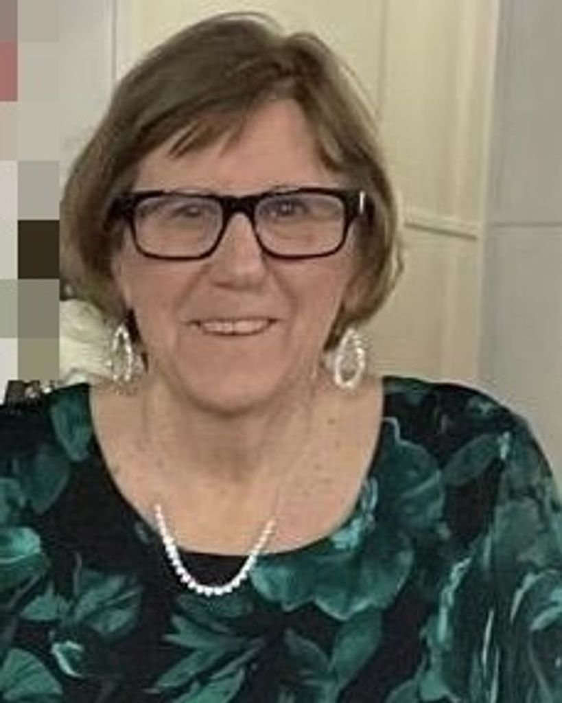 Rose Anita Desroches