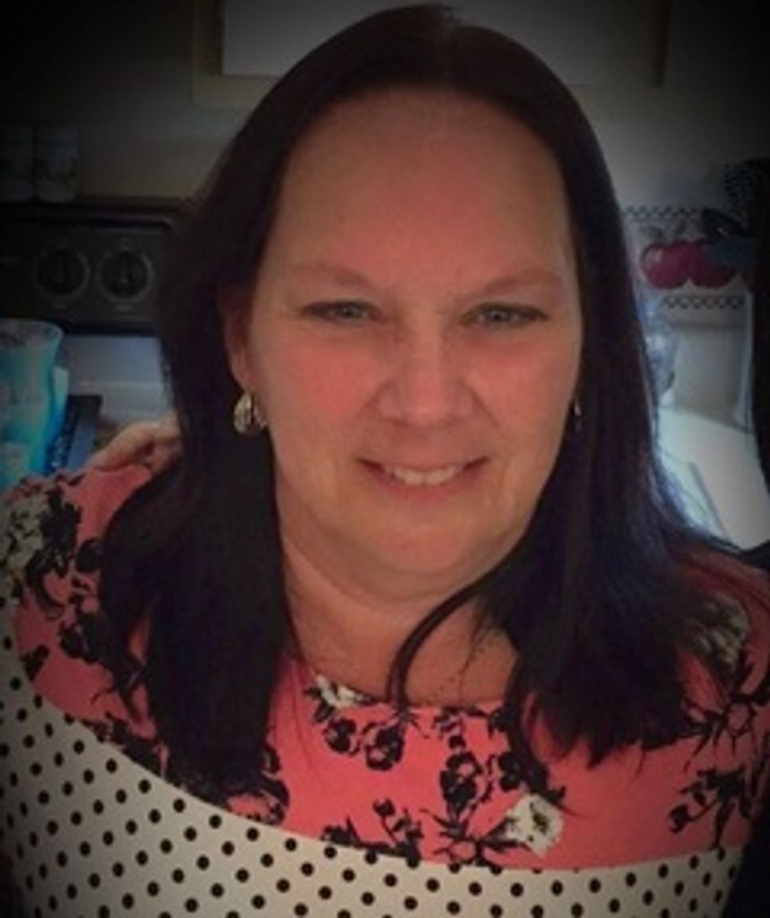 Cynthia  L. Catalina