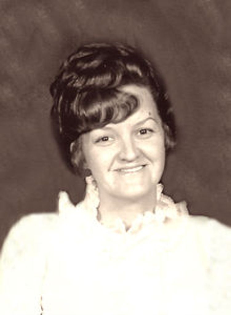 Sally Hooper Profile Photo