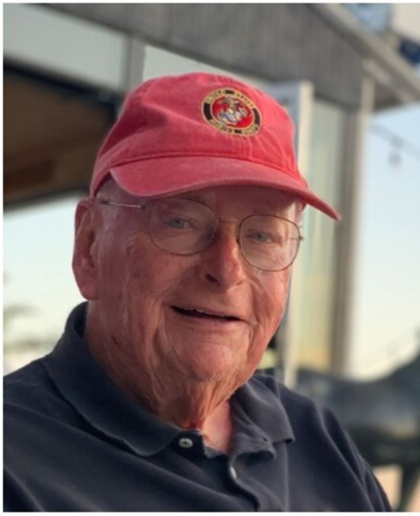 Thomas Lynch Profile Photo