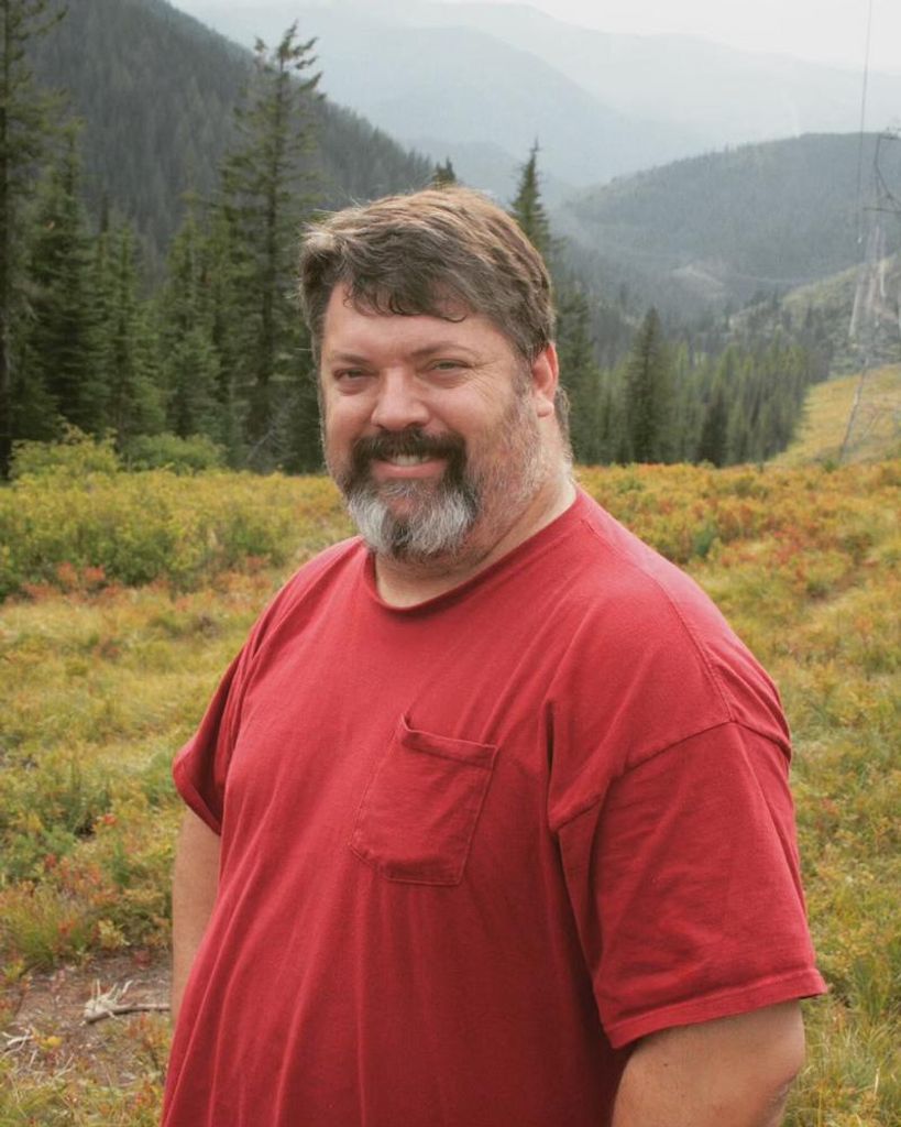 Patrick Michael Molvik Profile Photo