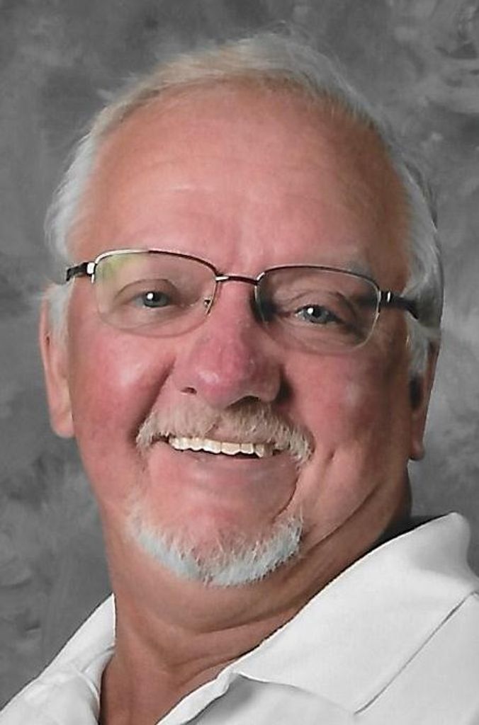 John "Janek" Mazurkiewicz Profile Photo