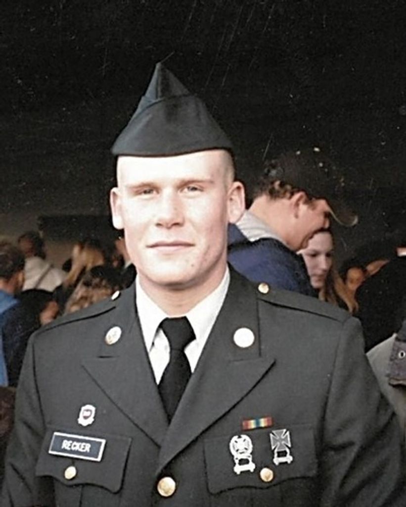 Paul Recker Profile Photo