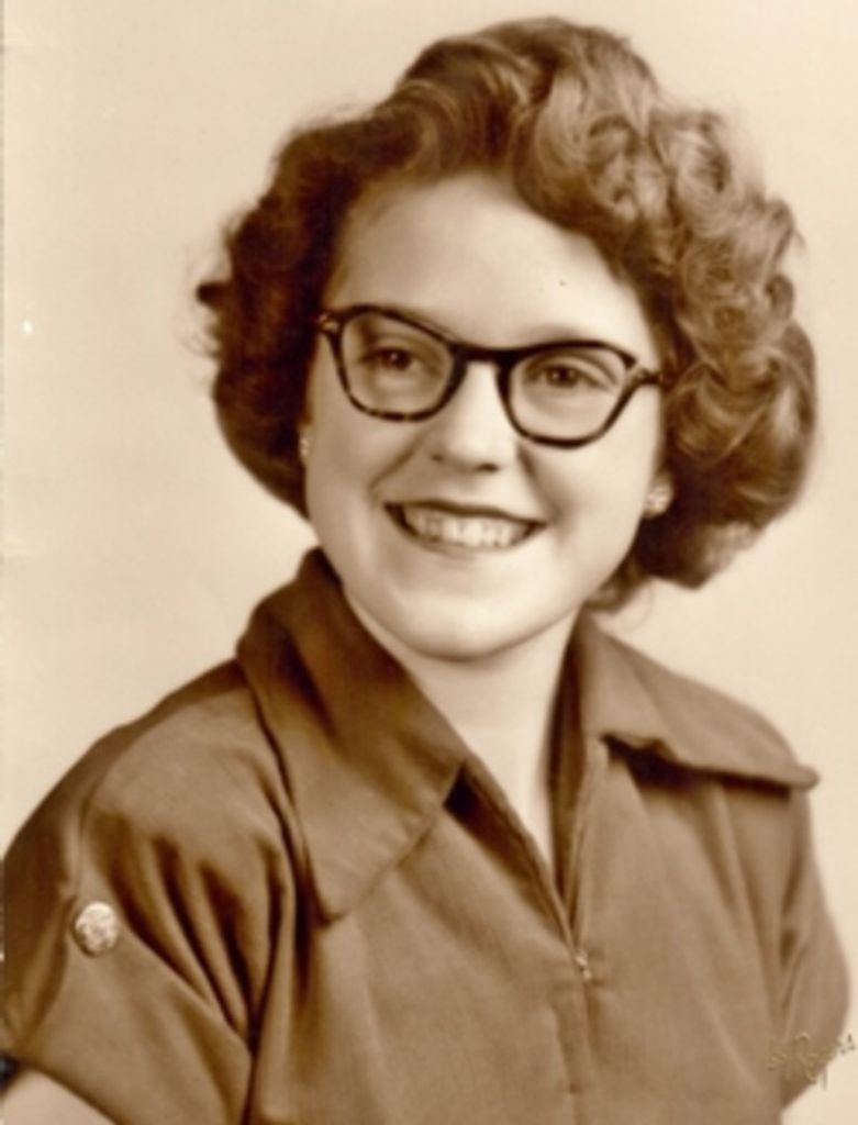 Loretta Rose Stoll Profile Photo