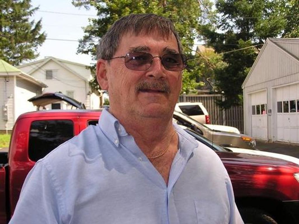 Donald W. Stackpole Profile Photo