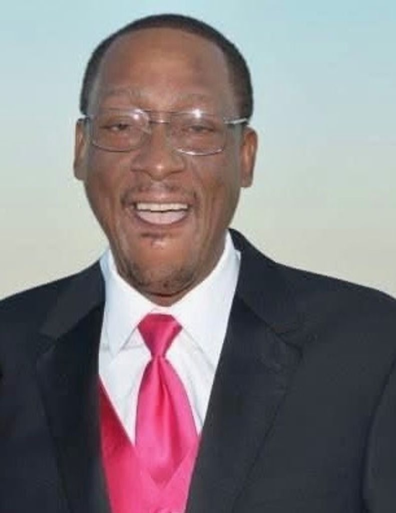 Michael Evans Profile Photo